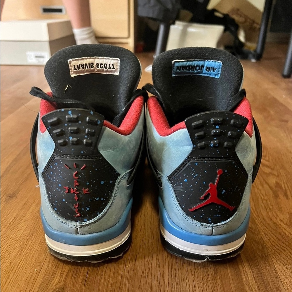 TRAVIS SCOTT JORDAN 4